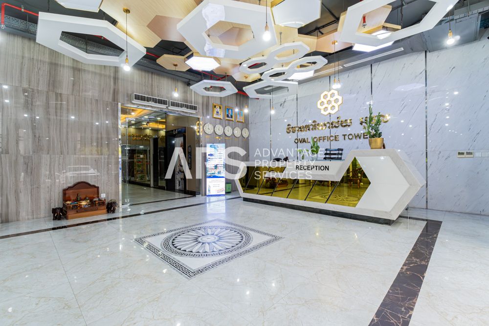 Oval Office Tower  – Grade B Office Space For Lease – located in BKK