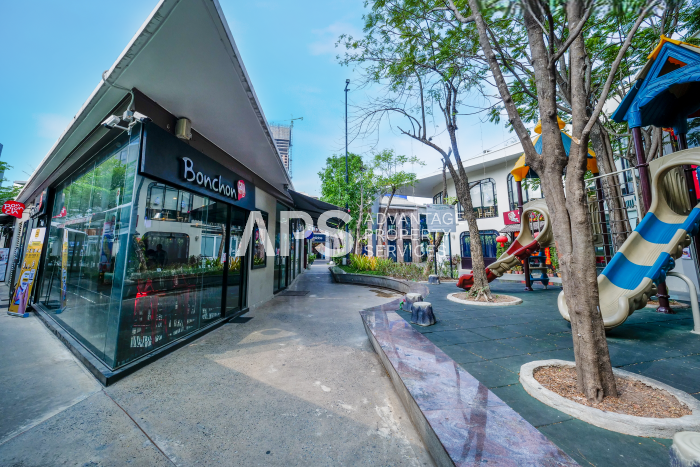 TK AVENUE | A Popular Community Mall in Toul Kok