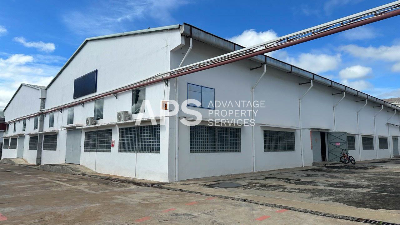 3,200 sqm – Warehouse For Lease | National Road 4