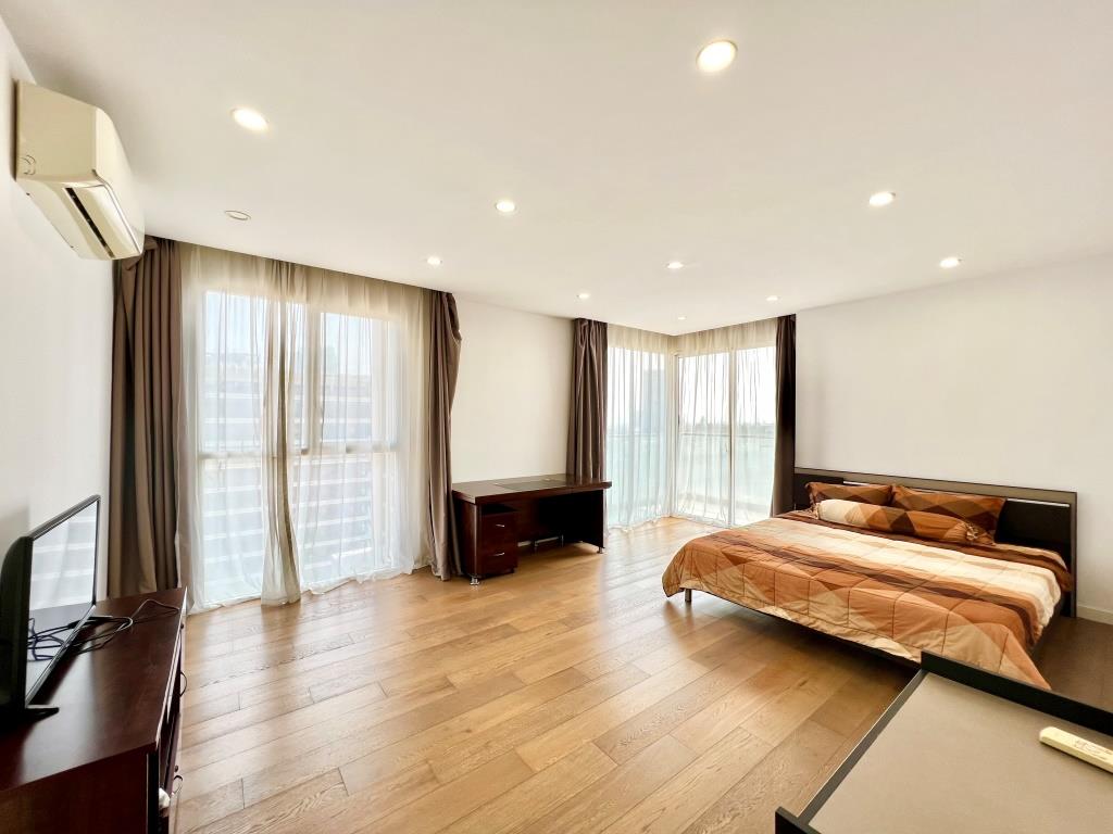 Corner 2-Bedrooms Condo for Rent | Near Korean Embassy