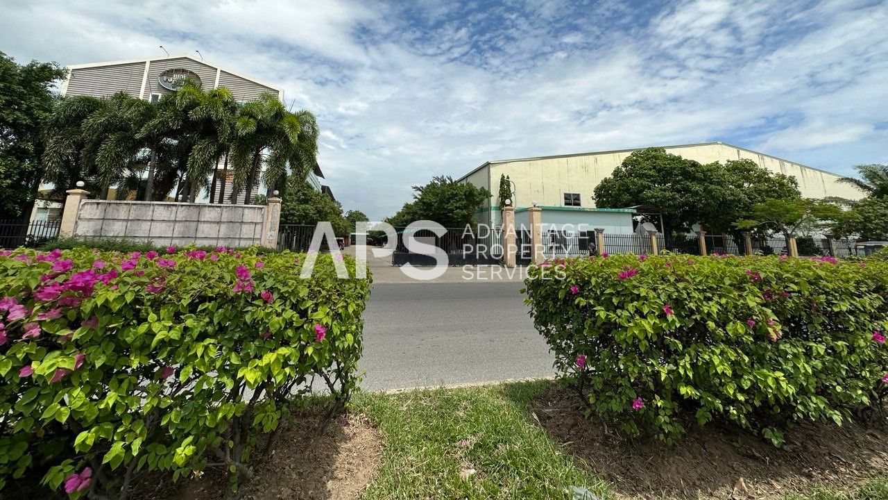 Land and Factory For Sale ( 2.8 HA )