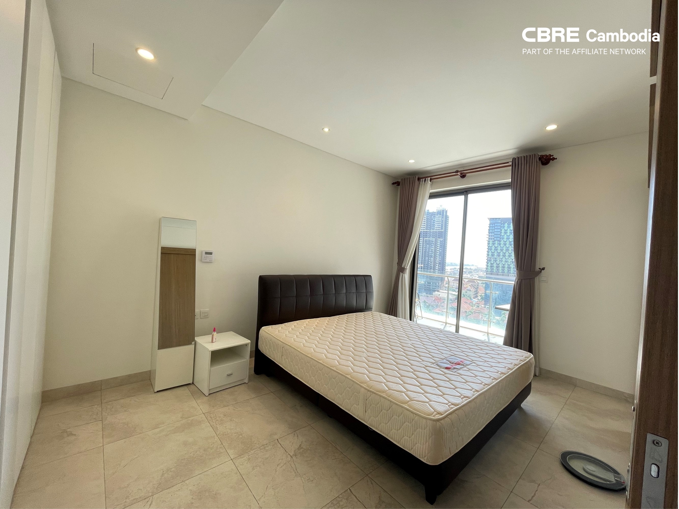 Fully Furnished 1 Bedroom Condo For Sale – Embassy Residence | Tonle Bassac | Phnom Penh