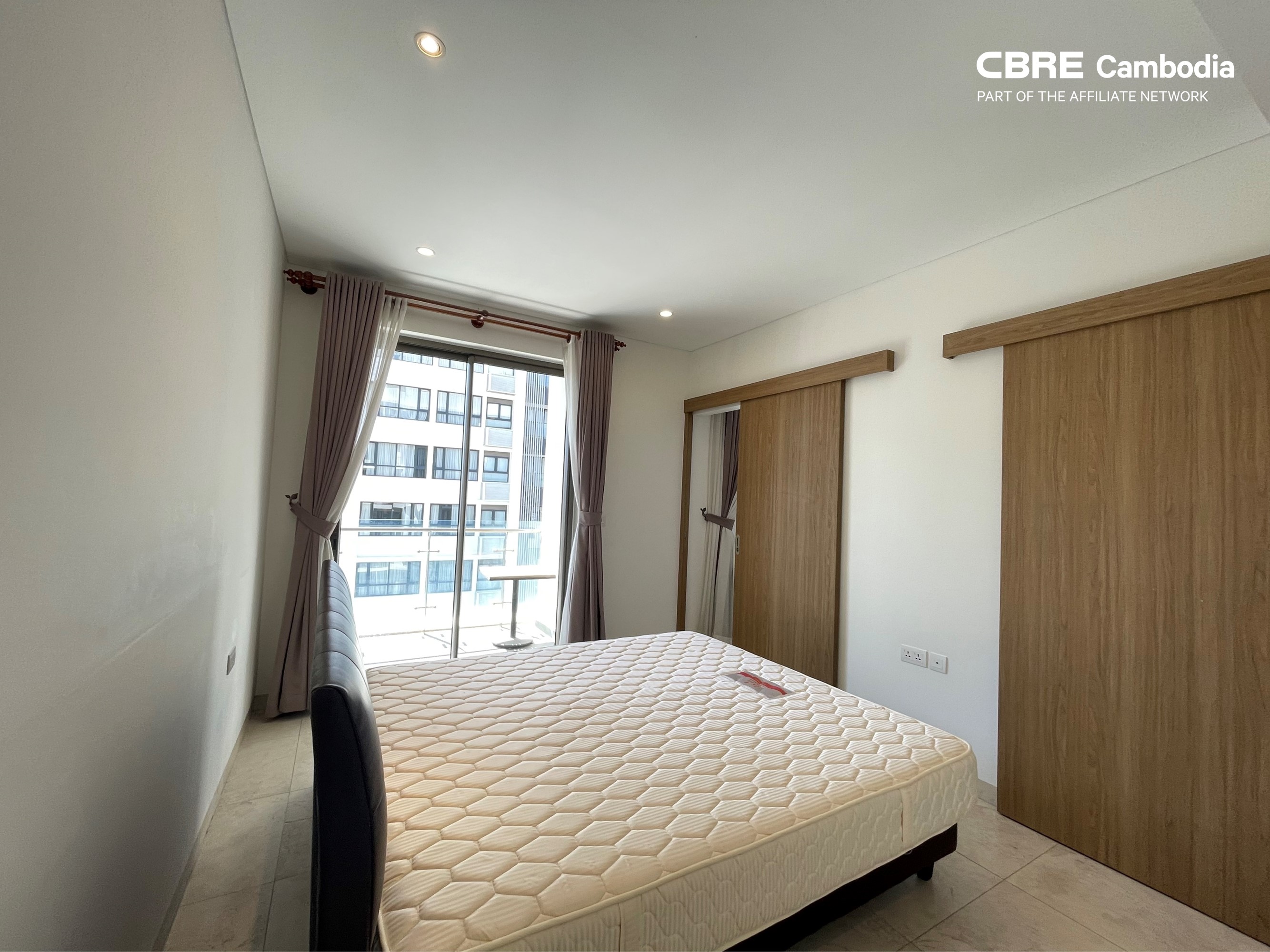 Fully Furnished 1 Bedroom Condo For Sale – Embassy Residence | Tonle Bassac | Phnom Penh