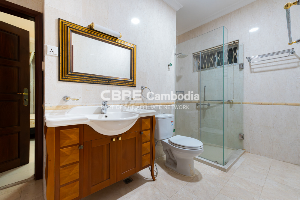 3 Bedroom Villa For Rent – Bassac Garden City | Tonle Bassac | Phnom Penh