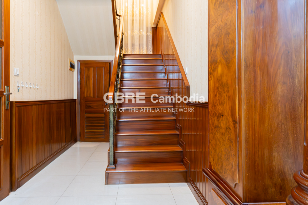 3 Bedroom Villa For Rent – Bassac Garden City | Tonle Bassac | Phnom Penh