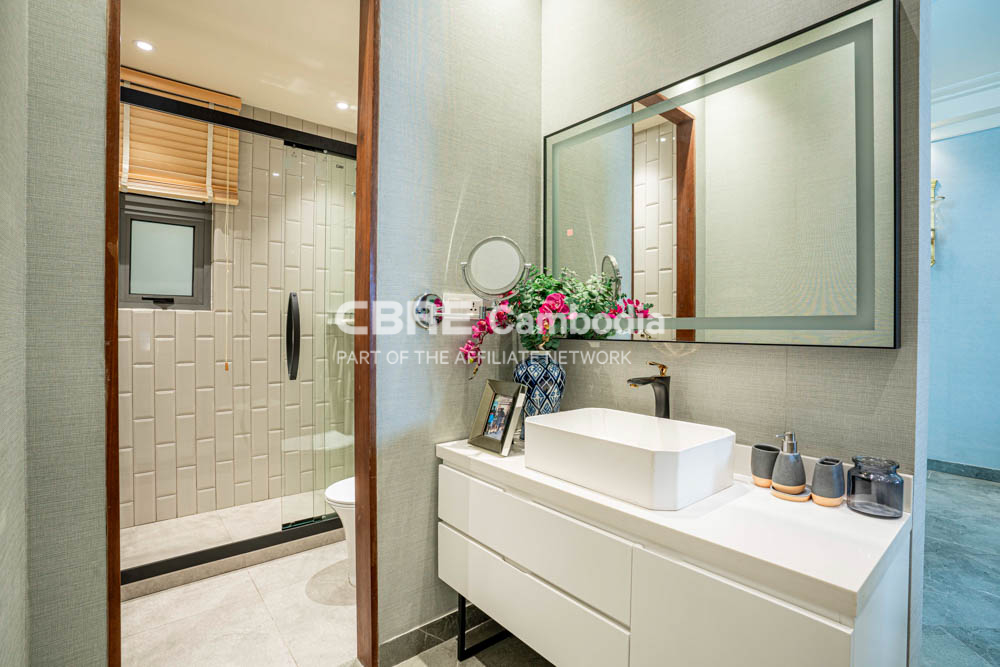 3 Bedroom Condo For Sale –  Urban Village Phase 2 | Hunsen Blvd | Phnom Penh