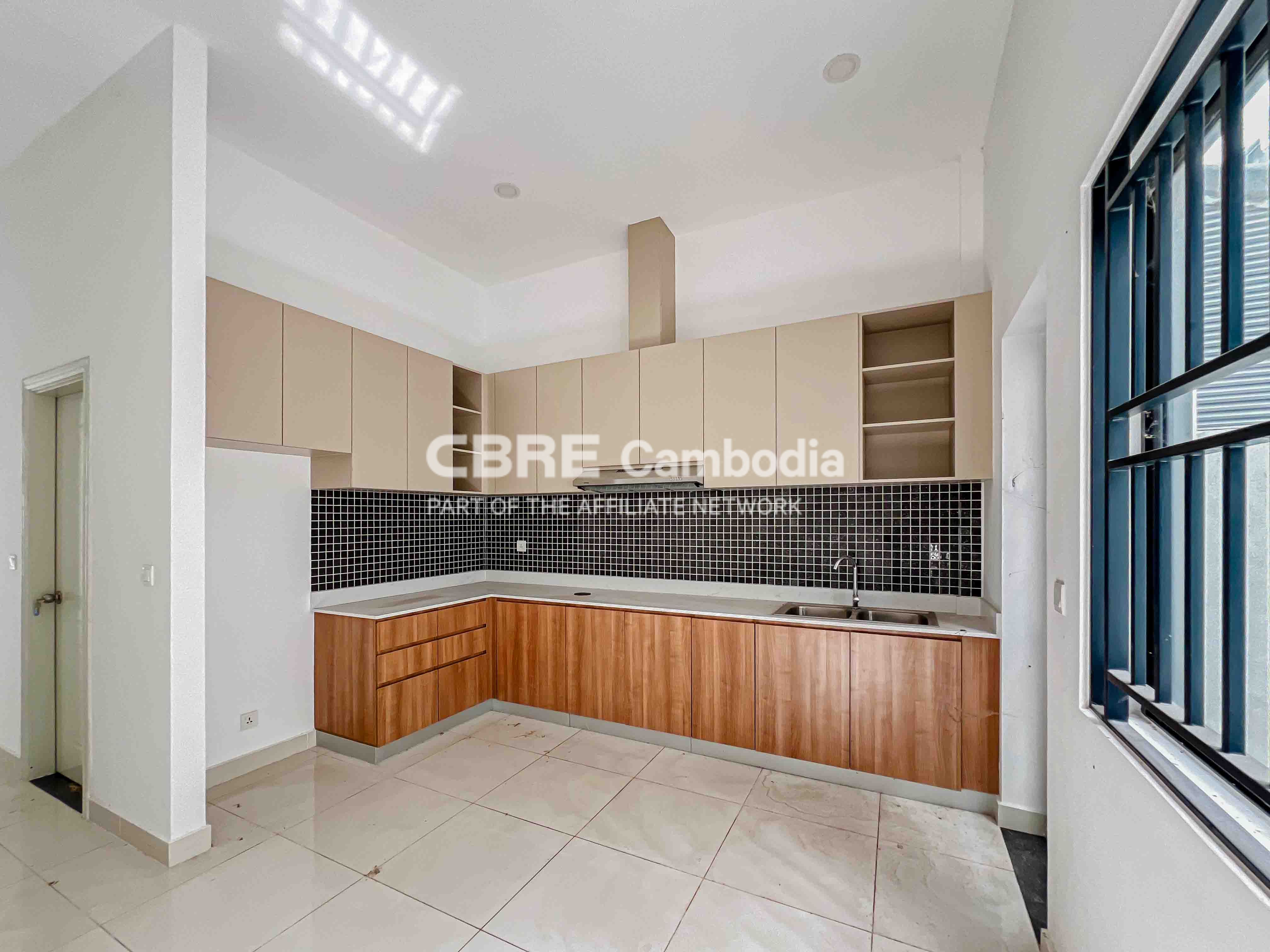 4 Bedroom Shop House For Rent – Chip Mong 50m | Dangkao | Phnom Penh