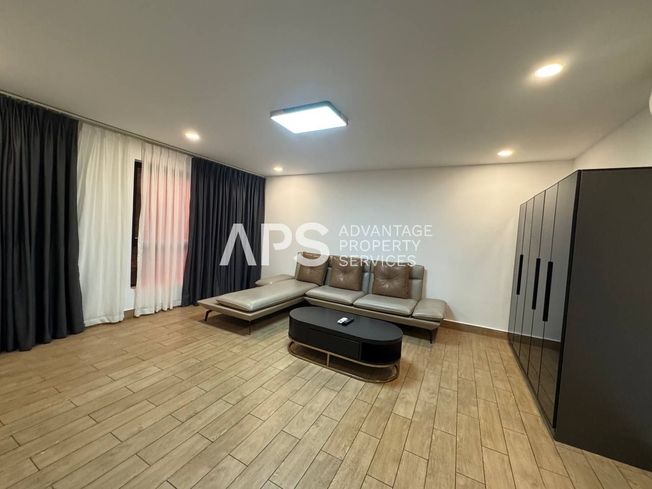 5 Bedroom Villa For Rent – The 90 Residence | Wat Phnom | Phnom Penh