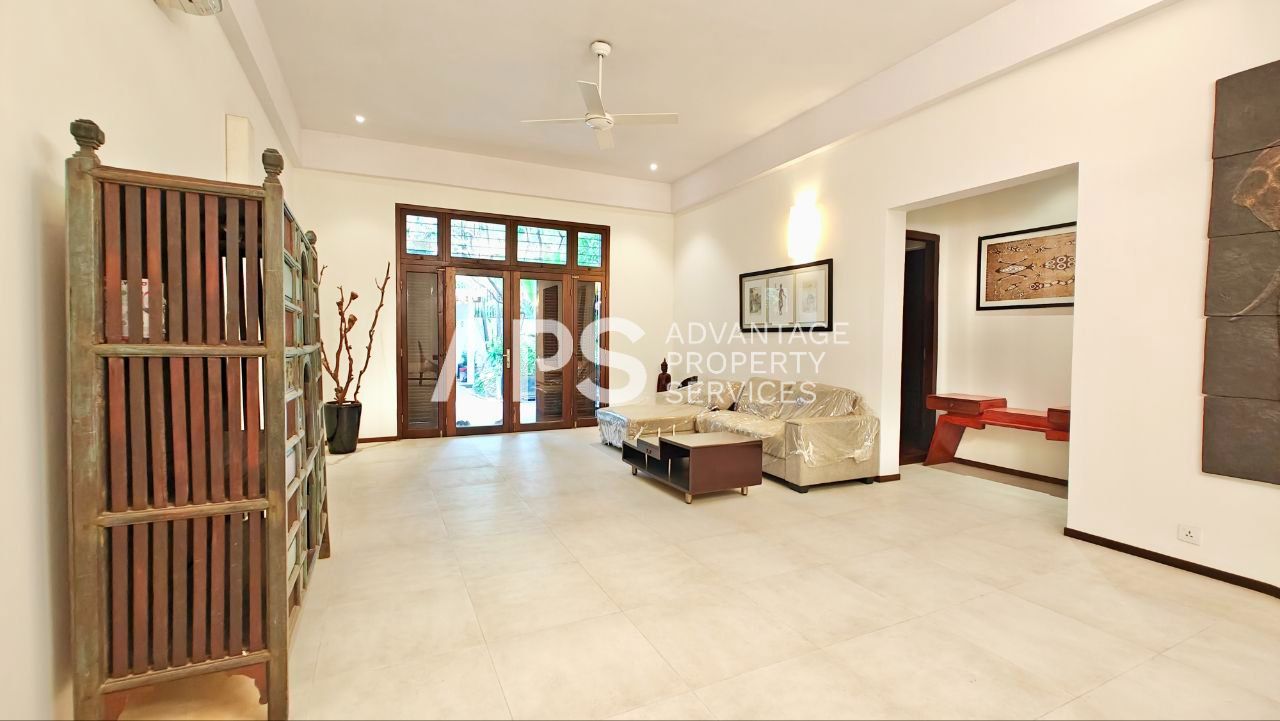 Renovated 3 Bedroom Ground Floor For Rent | Wat Phnom | Phnom Penh