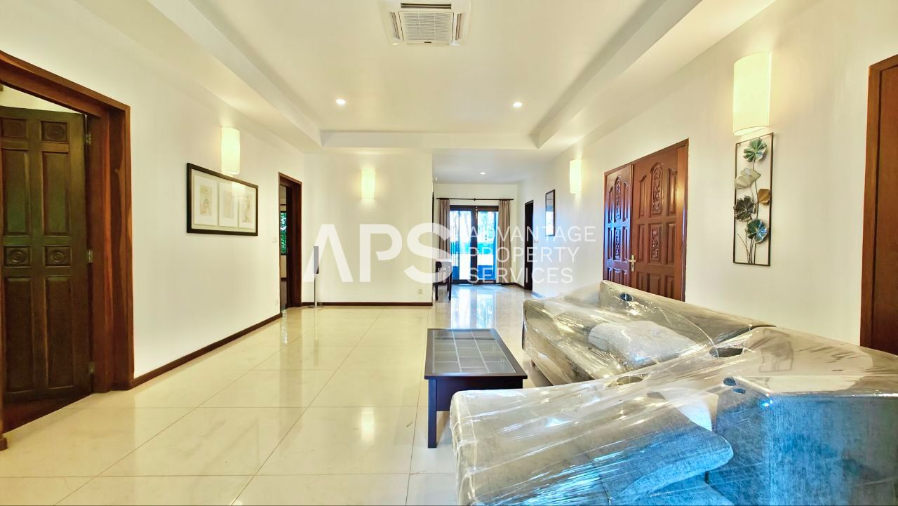 Renovated 2 Bedroom Apartment For Rent | Wat Phnom | Phnom Penh