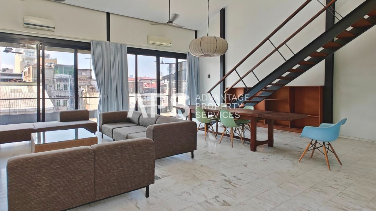 Renovated 4 Bedroom Apartment For Sale | Daun Penh | Phnom Penh