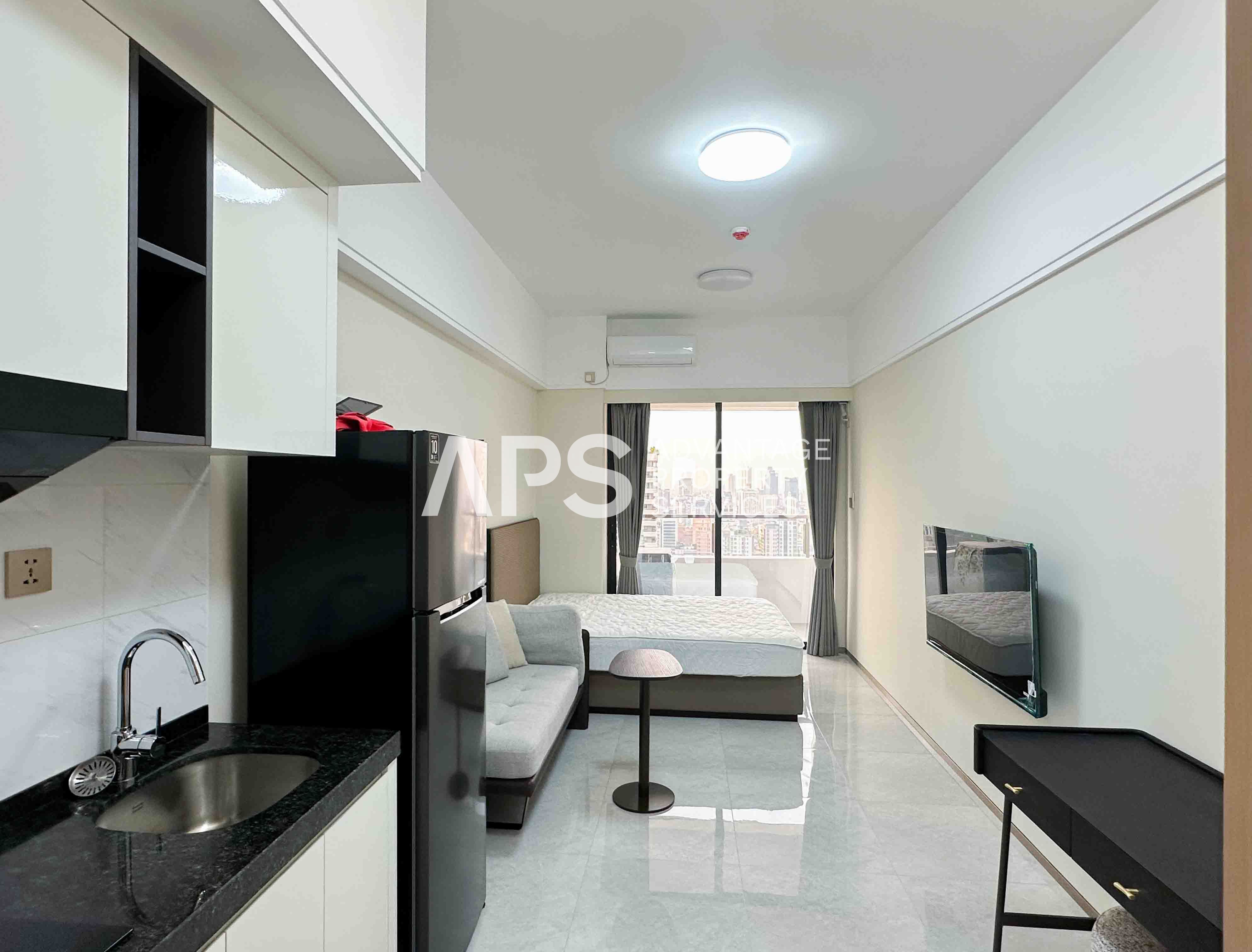 17th Floor Studio Condo For Rent – Le Conde BKK1 | Phnom Penh