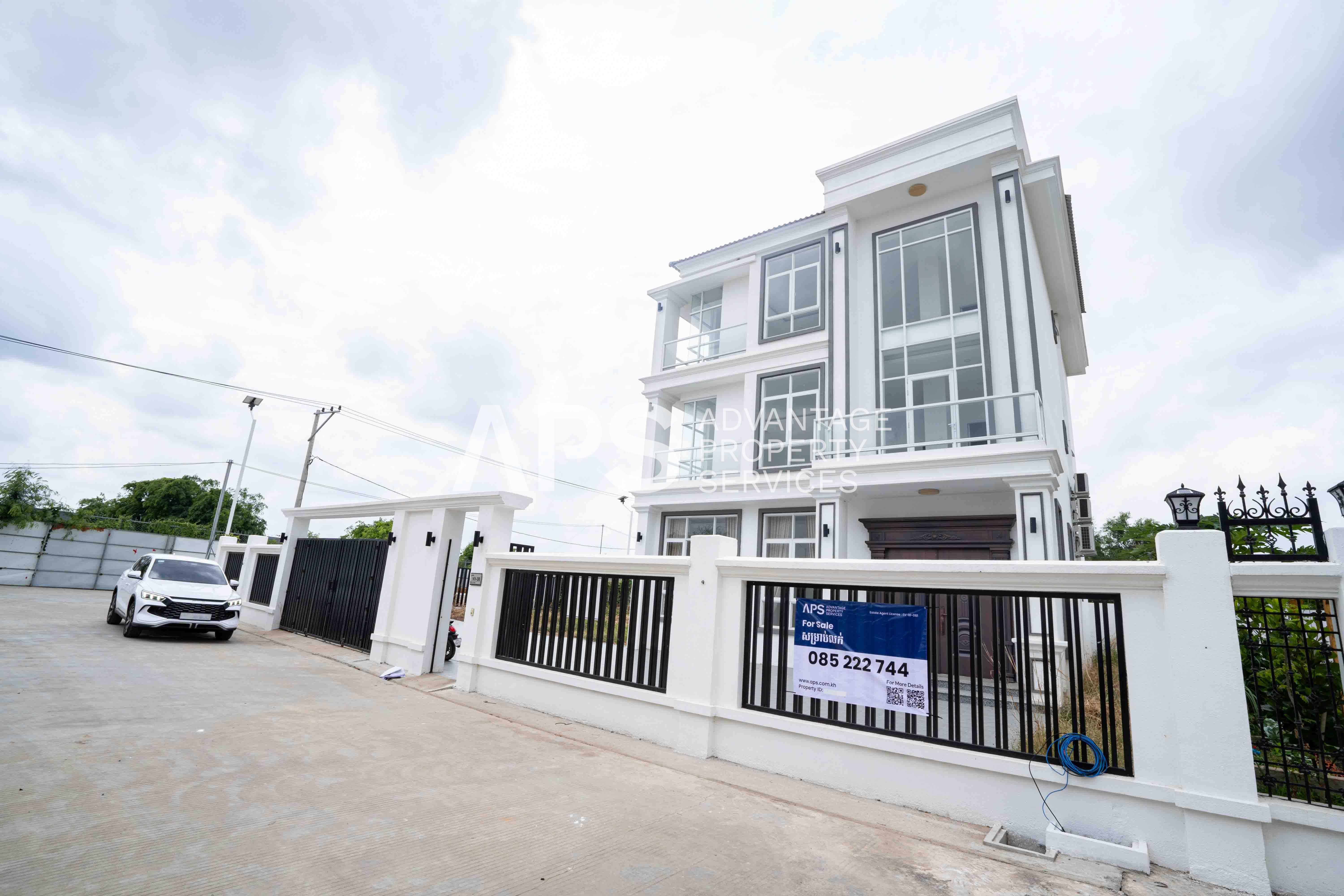 5 Bedroom Villa For Sale – Borey Vistar | Preaek Kampues | Phnom Penh